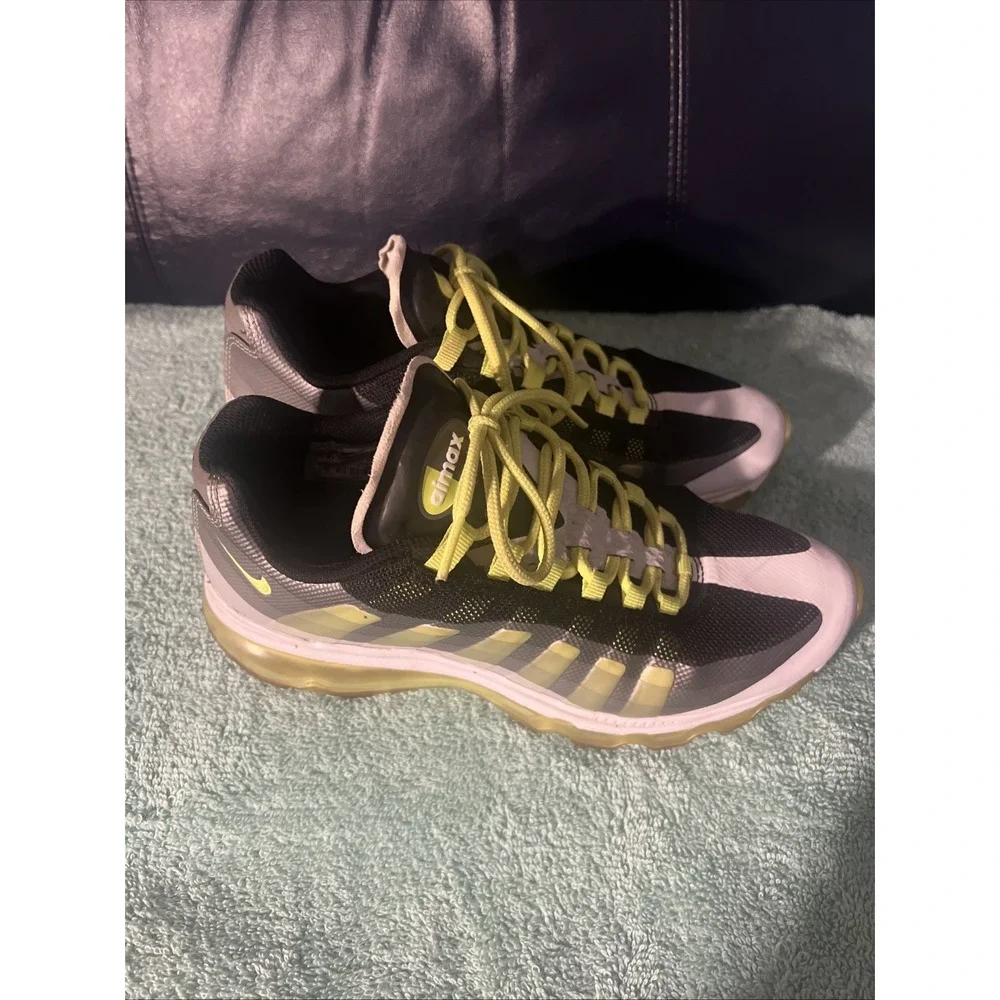 Nike Air Max 95 Sneakers Brow Pink Boys 6.5 Urban Streetwear Y2K